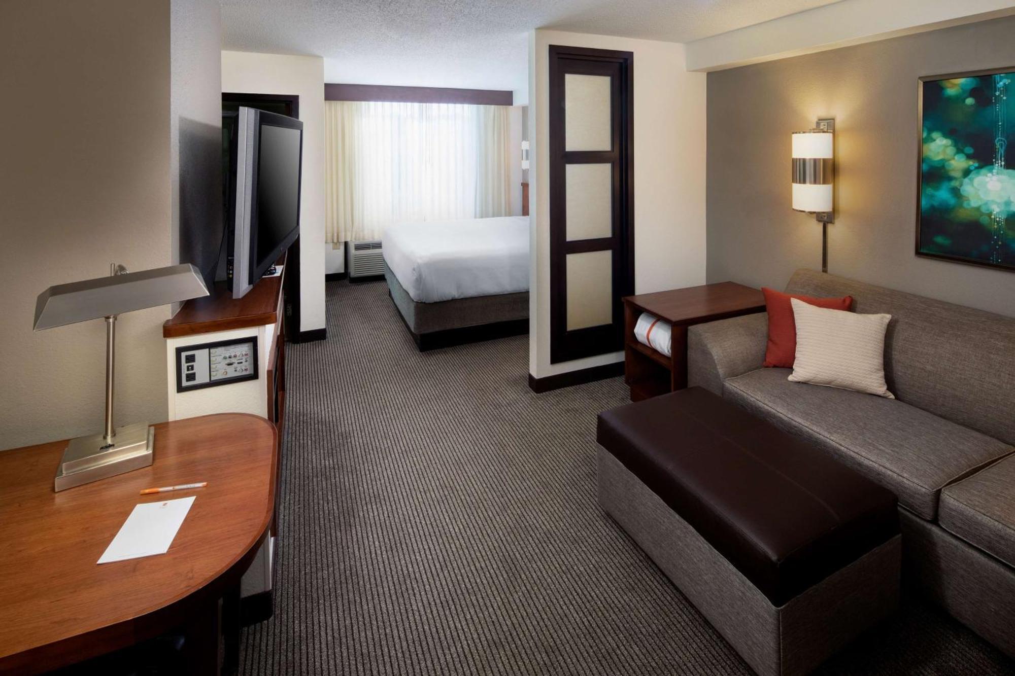 Hyatt Place Dallas Park Central Bagian luar foto