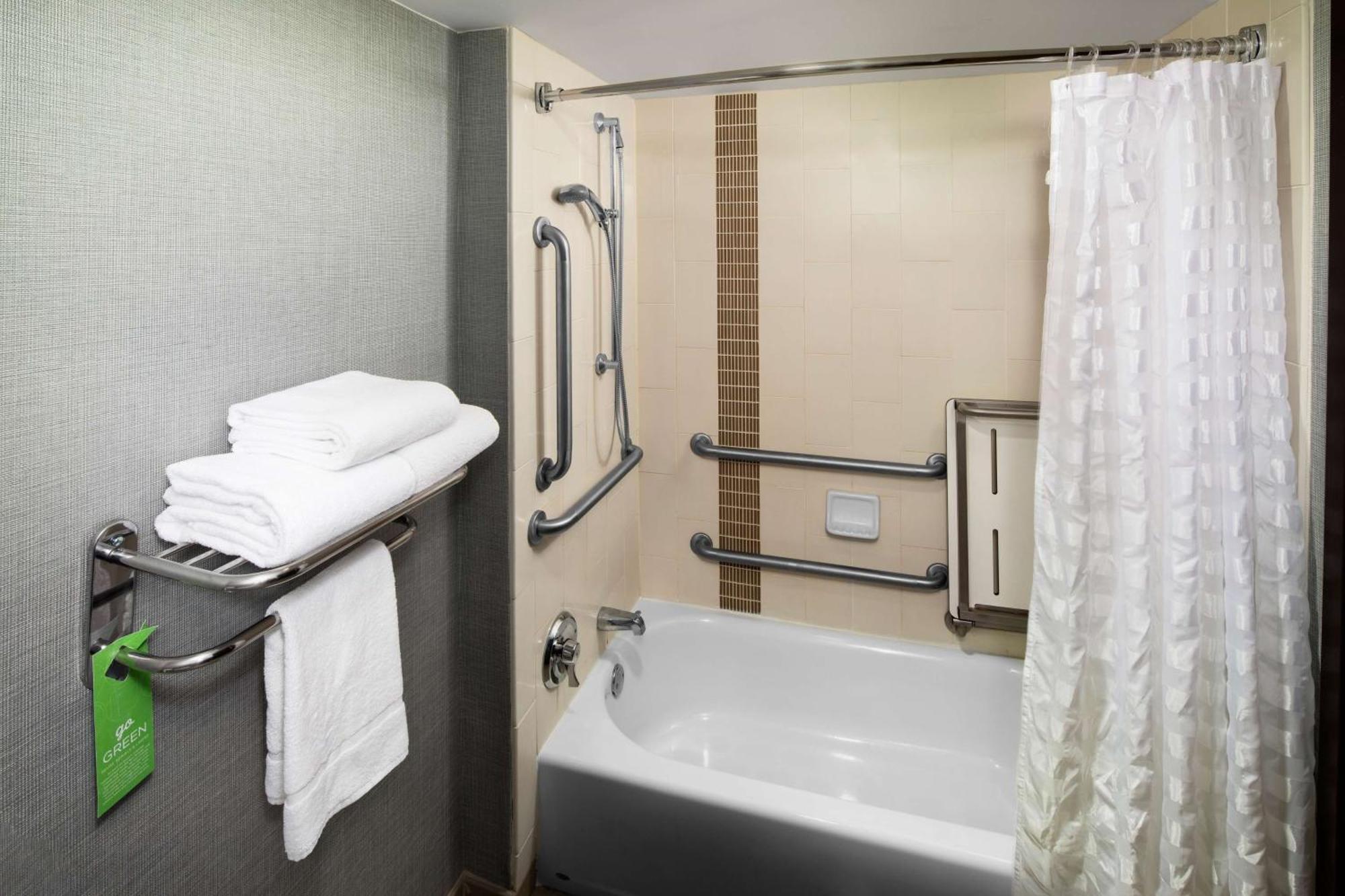 Hyatt Place Dallas Park Central Bagian luar foto