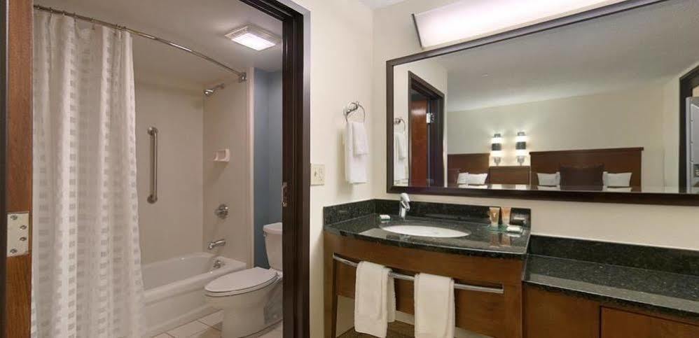 Hyatt Place Dallas Park Central Bagian luar foto
